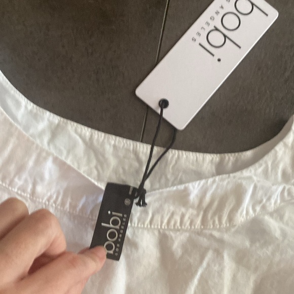 Bobi white cross over back top size small - Picture 2 of 6